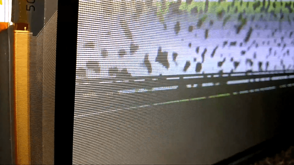 Horizontal lines on plasma tv