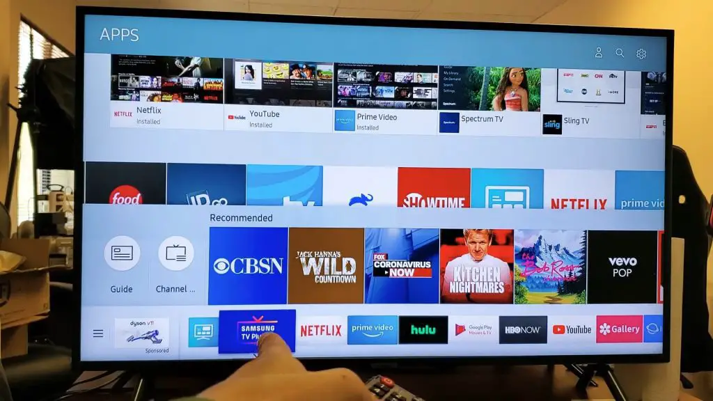 How to download apps on Samsung smart tv 2020