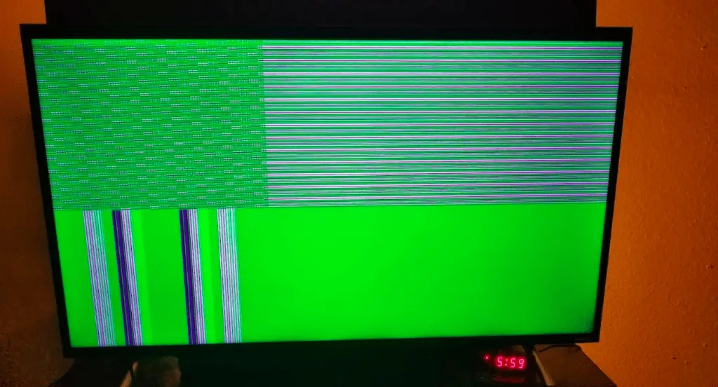 How To Fix Horizontal Green Lines On Samsung TV Screen