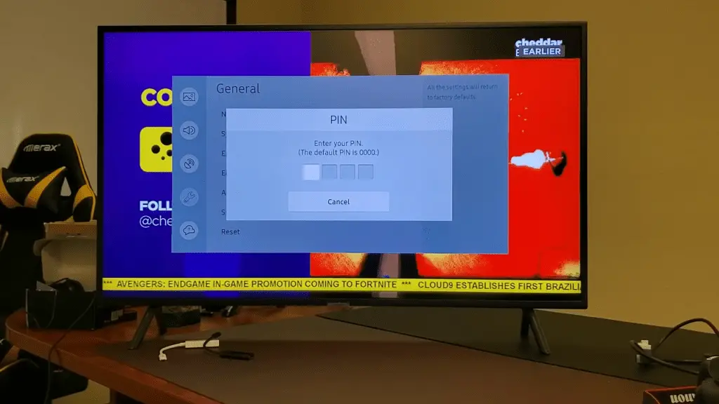 Using the TVs Menu Buttons